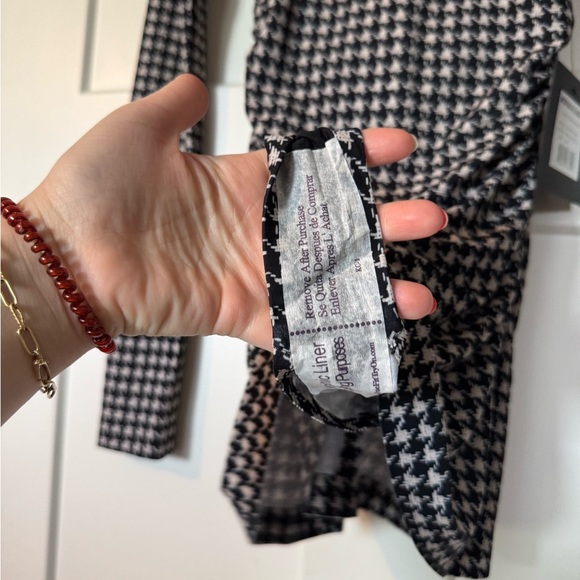 New ong Sleeve Turtleneck Pickleball Dress in Large Houndstooth XS - Picture 7 of 8